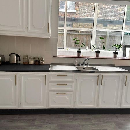 Balham, South London Spacious Guest House 1, 6 Rooms Available Экстерьер фото