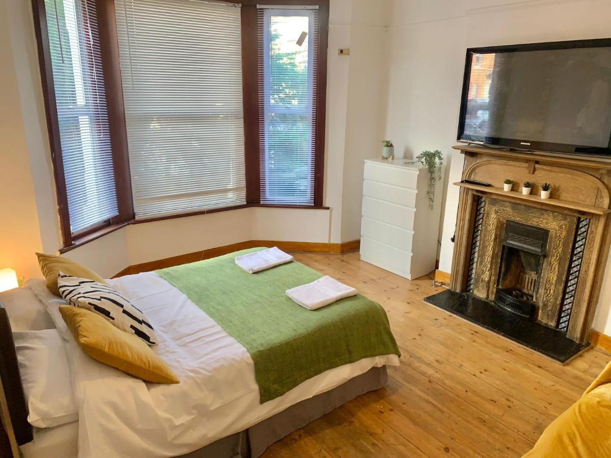 Balham, South London Spacious Guest House 1, 6 Rooms Available Экстерьер фото